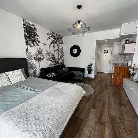 Lux Apartment By Namaste Elite Torremolinos Exterior foto