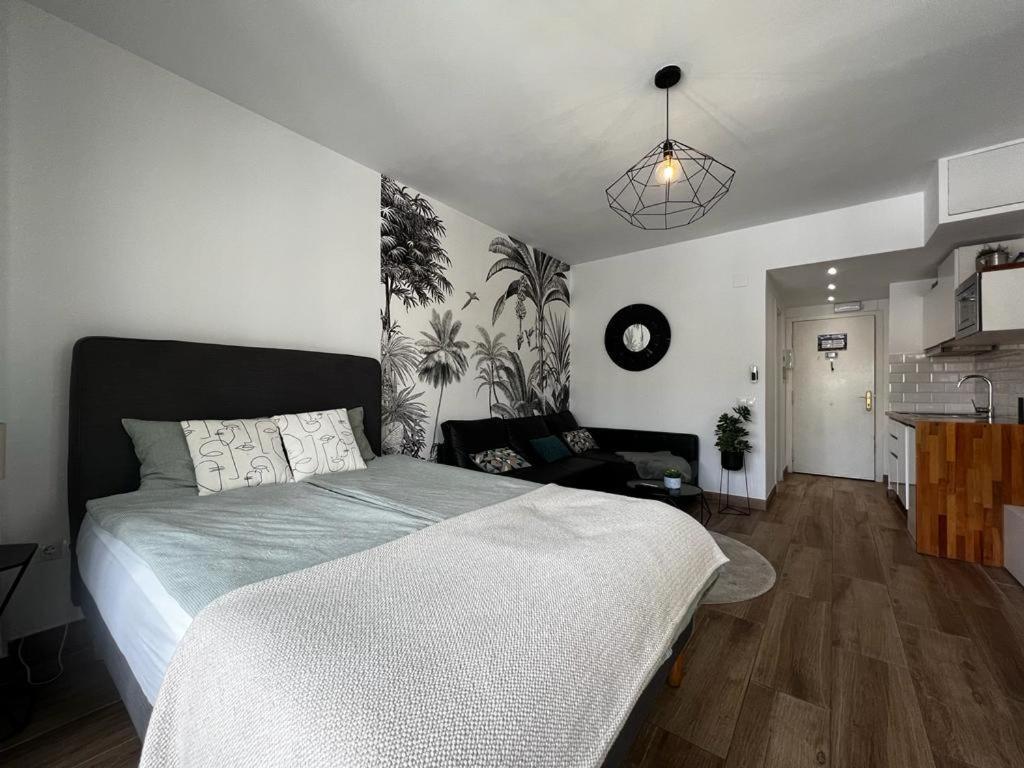Lux Apartment By Namaste Elite Torremolinos Exterior foto